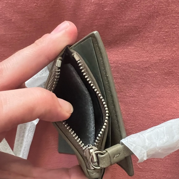 AllSaints Flora chain wallet - Picture 3 of 5